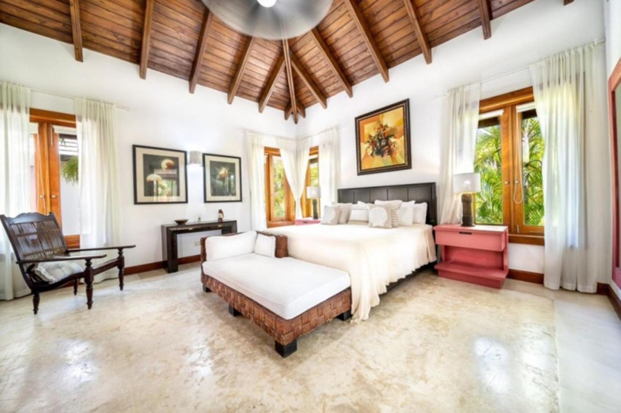 Imagine Being In The Middle Of Paradise With The Soft Sea Breeze Apartment Punta Cana