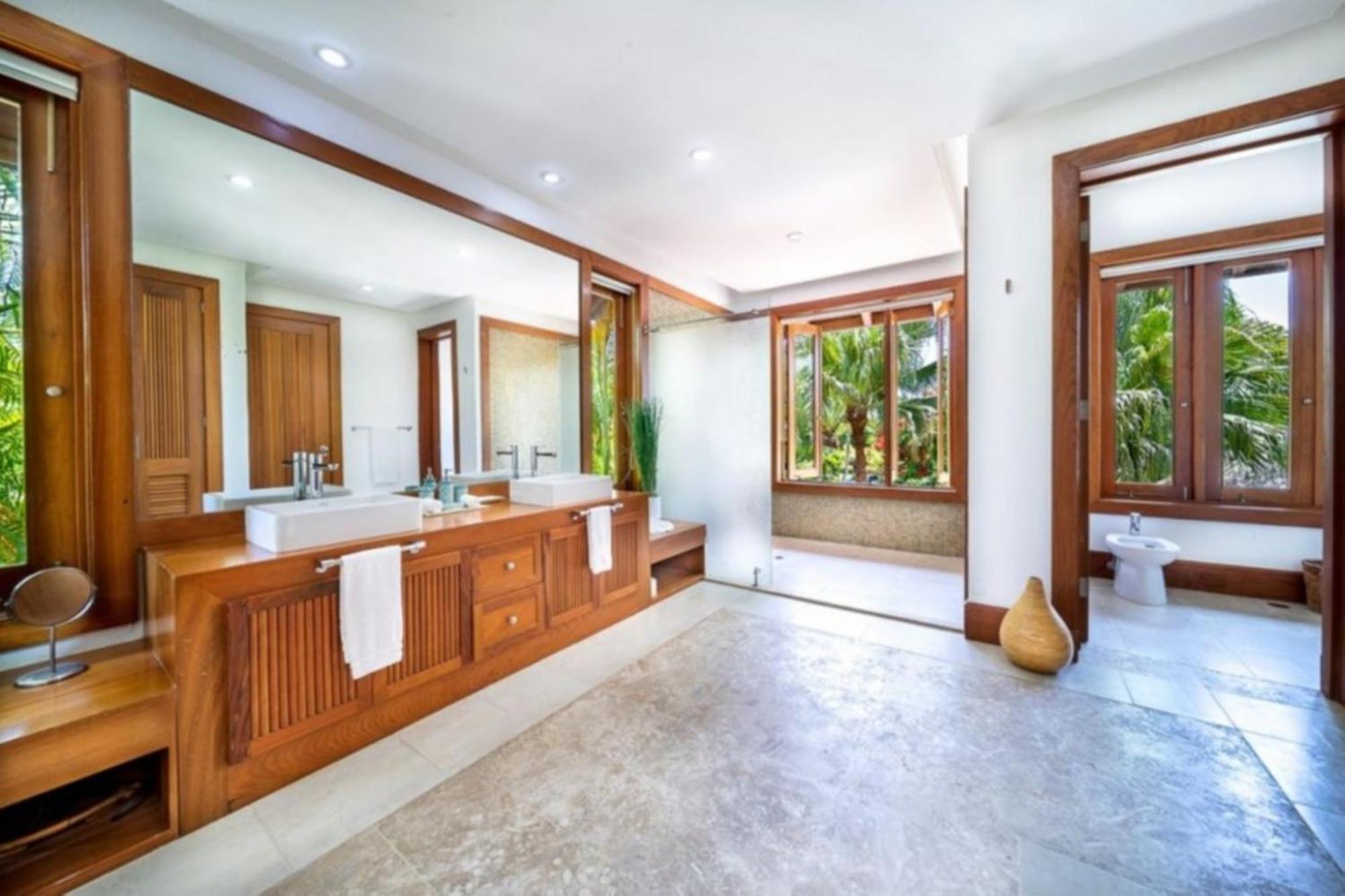 Apartment Imagine Being In The Middle Of Paradise With The Soft Sea Breeze